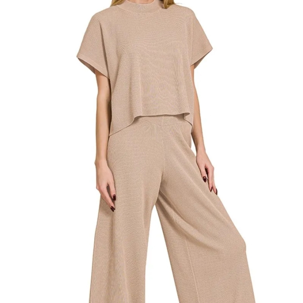 Zenana Premium Tan 2-Piece Matching Lounge Set Med. Boxy Top Wide Leg Pants NWT